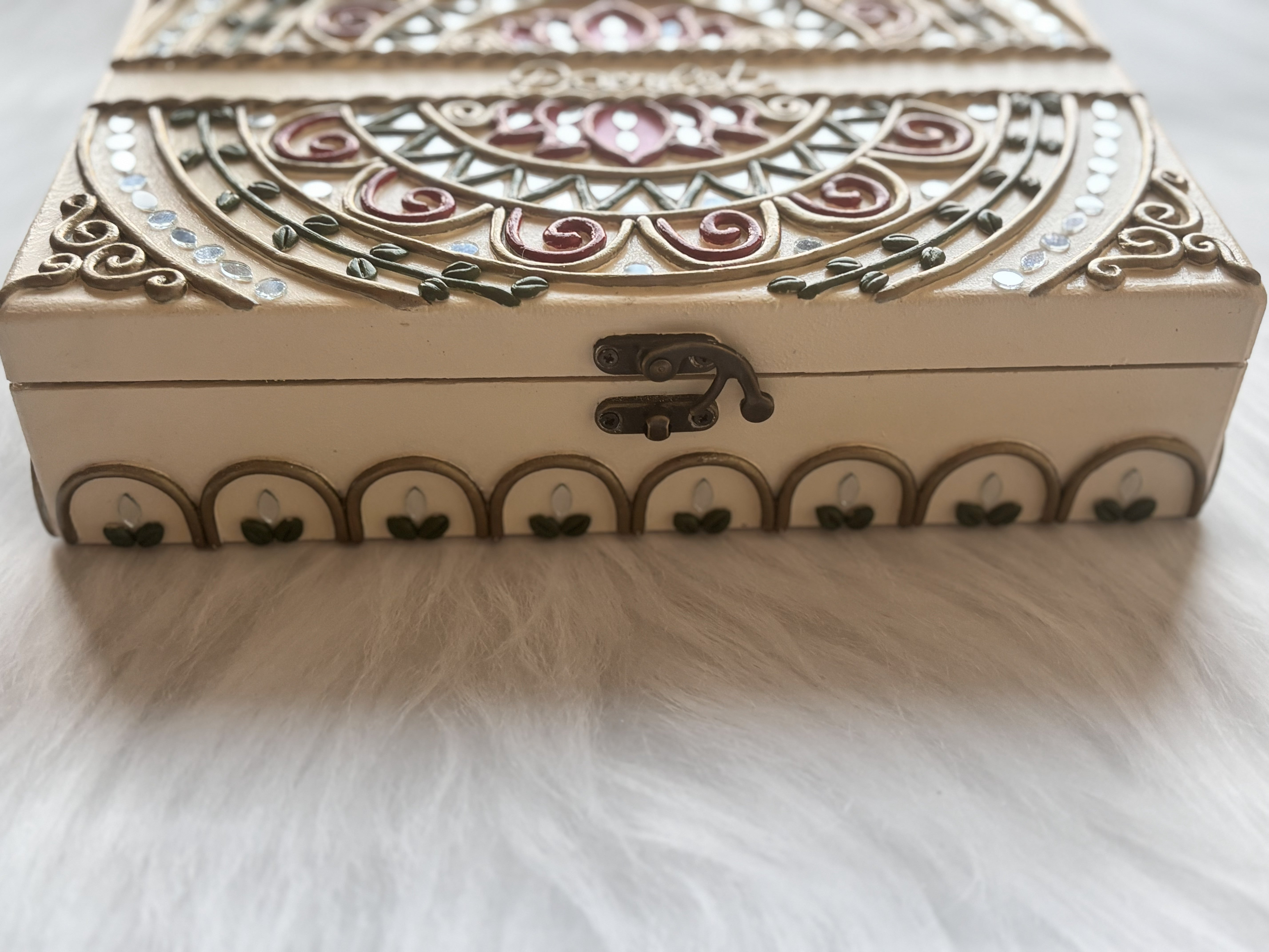 Alankara – jewellery box