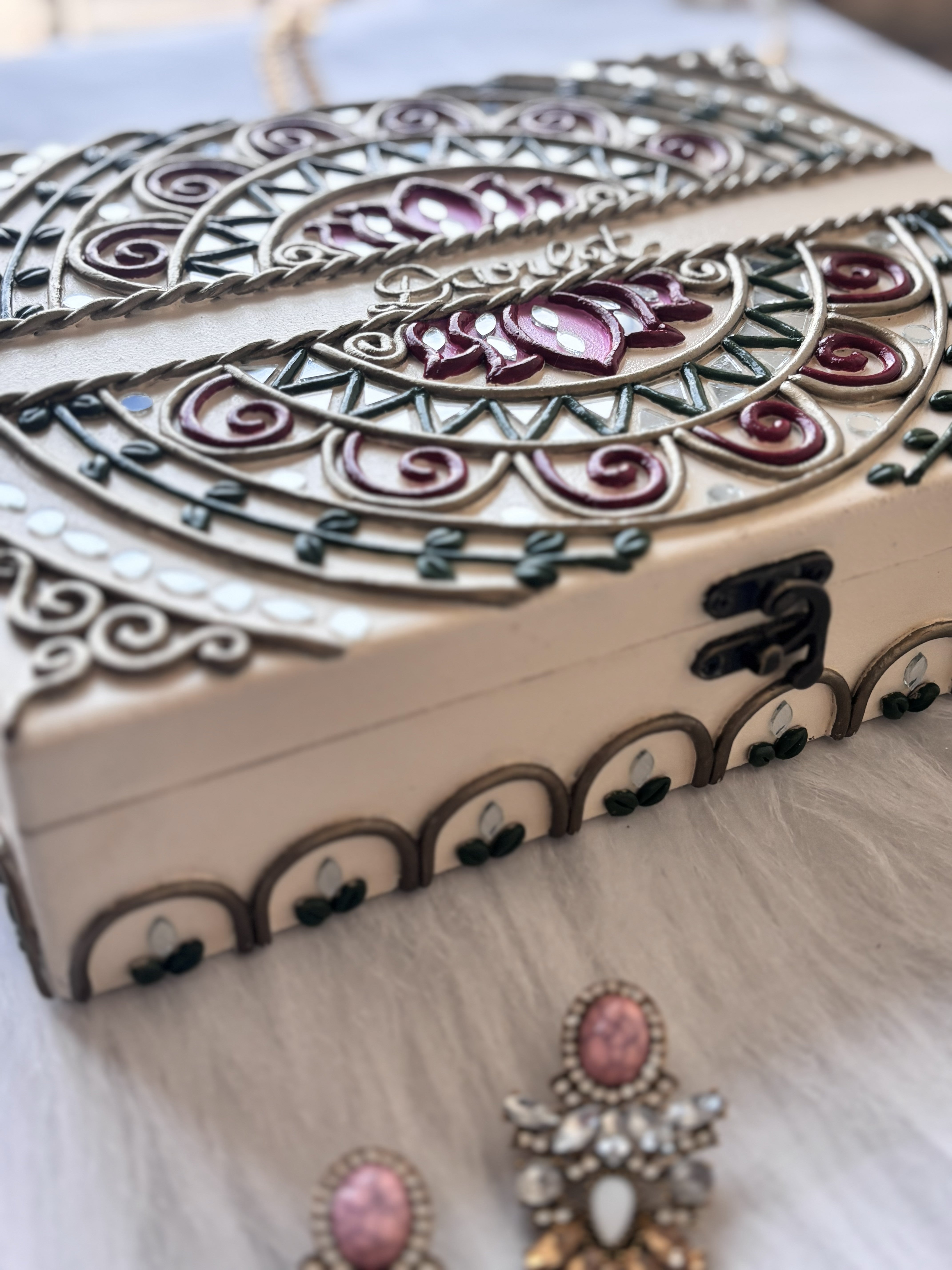 Alankara – jewellery box