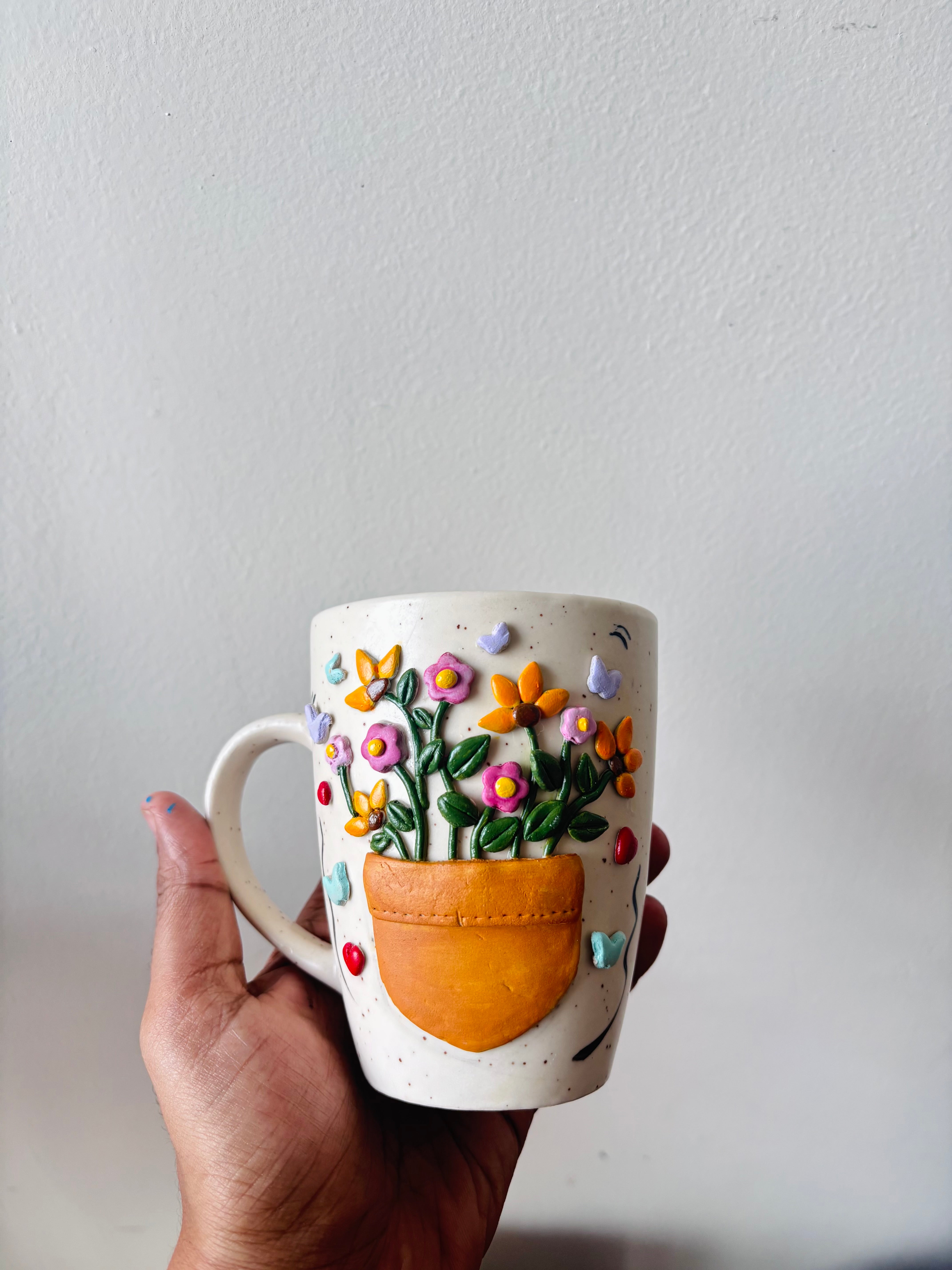 Bloom Pot – mug with handcrafted detailing