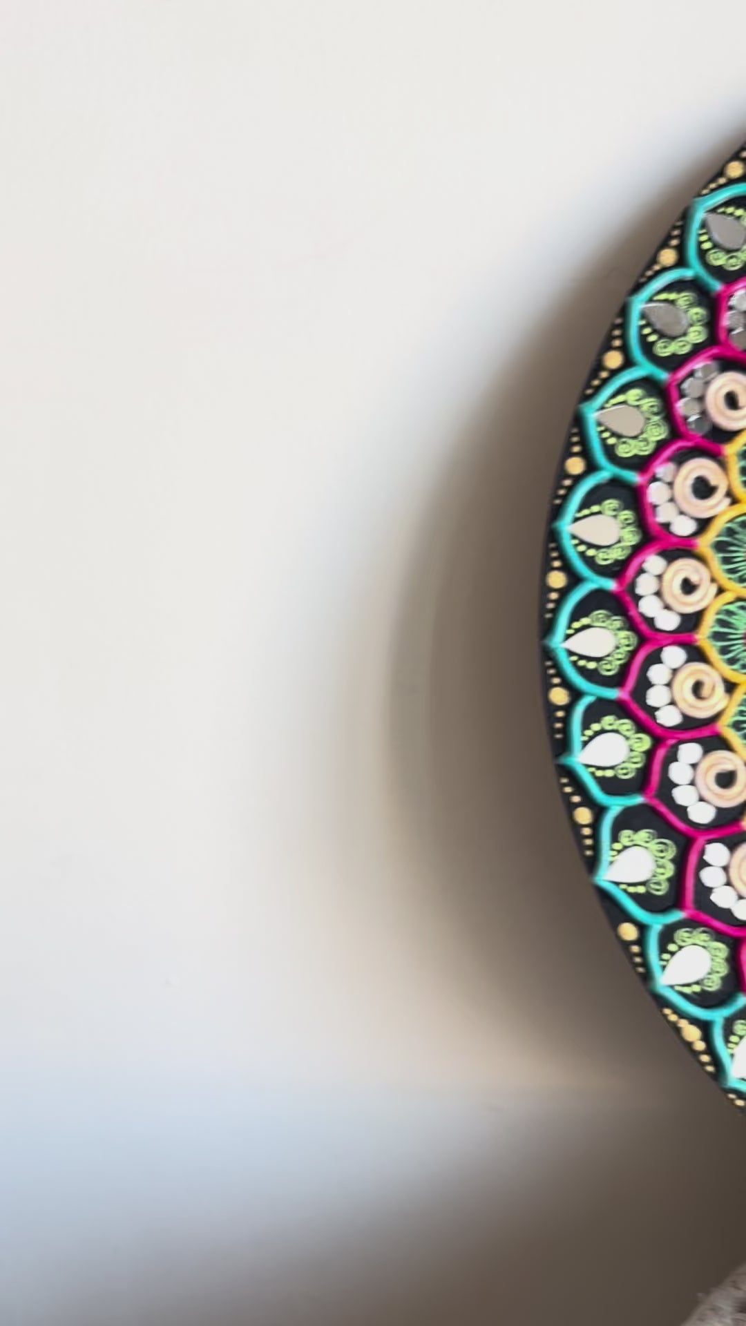 Mireya - Wall mirror