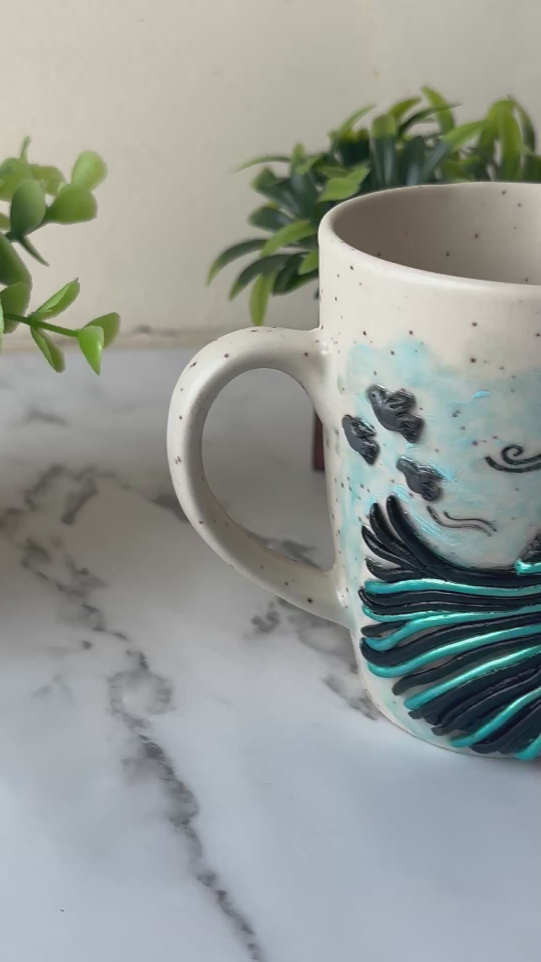 Wind in her hair – tea/coffee mug